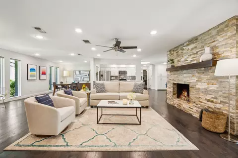 3121 Ponder Dr, Dallas, TX 75229
