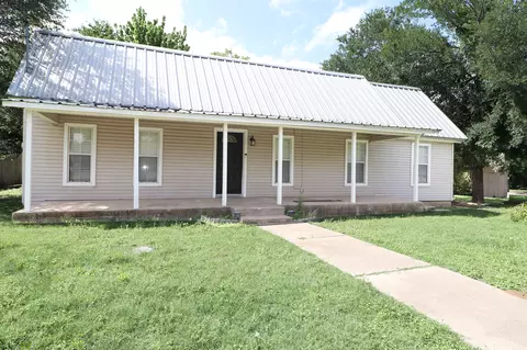 1065 W Pecan St, Stephenville, TX 76401