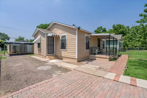 5629 Farnsworth Ave, Fort Worth, TX 76107