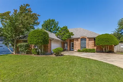 18609 Crownover Ct, Dallas, TX 75252