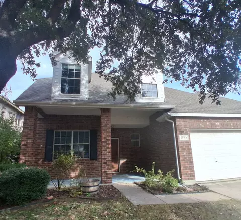 1207 Goldeneye, Aubrey, TX 76227