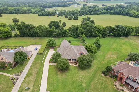 1850 Hammerly Dr, Fairview, TX 75069