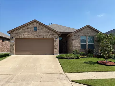 1037 Madelia Ave, Fort Worth, TX 76177