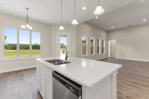 Kitchen - 2799 Fm-3218, Commerce, TX 75428 photo 3 of 4