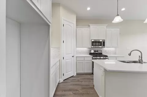 Kitchen - 2799 Fm-3218, Commerce, TX 75428 photo 2 of 4