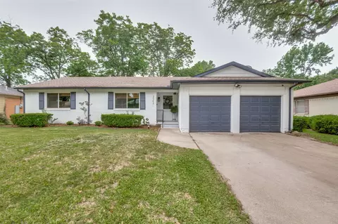3042 Oxfordshire Ln, Farmers Branch, TX 75234