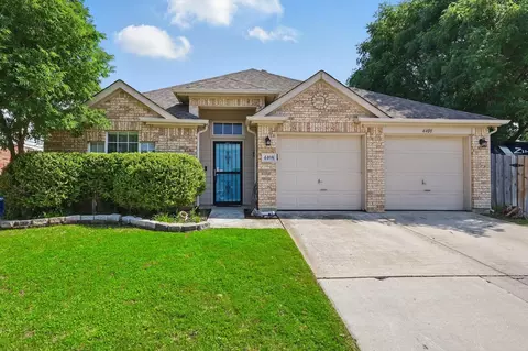 4408 Sunny Oak Ln, Corinth, TX 76208