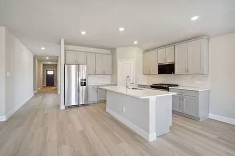 508 Stagg St, Mckinney, TX 75069
