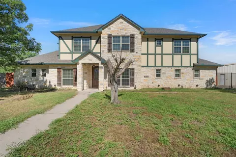 1411 Stillmeadow Dr, West, TX 76691