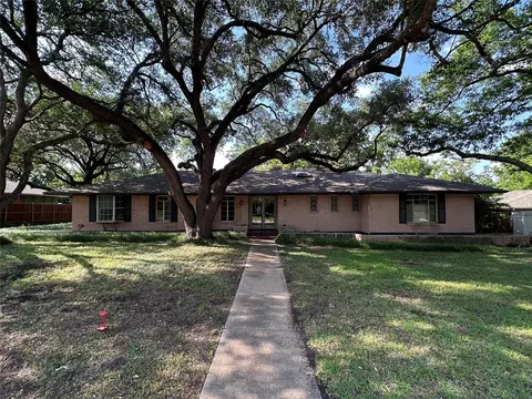7139 Baxtershire Dr, Dallas, TX 75230