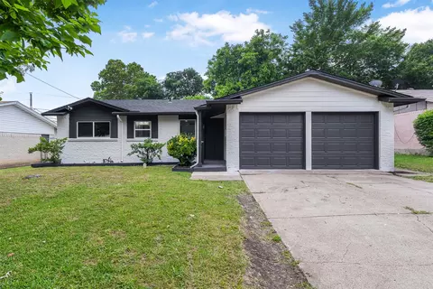 614 Edgedale, Dallas, TX 75232