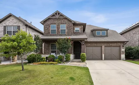 3740 Holly Brook Dr, Fort Worth, TX 76244