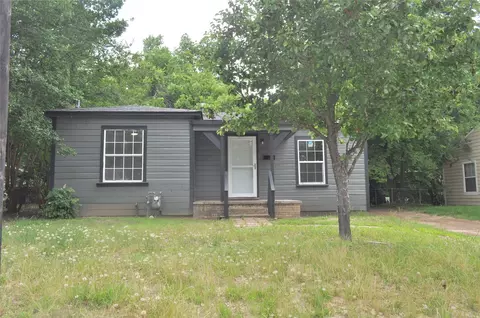 722 Sunset St, Sulphur Springs, TX 75482