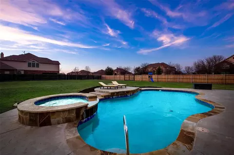 13625 Fishing Hole Ln, Haslet, TX 76052