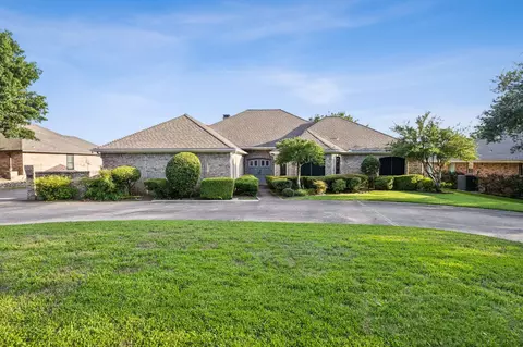 3010 Faulkner Dr, Rowlett, TX 75088