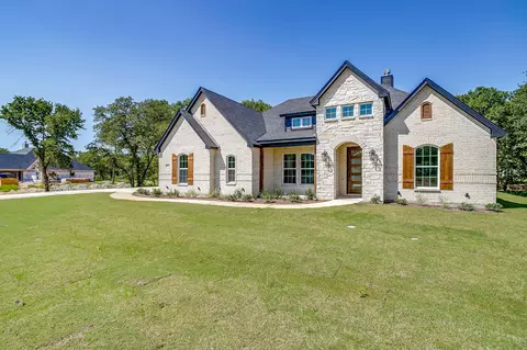 1057 Llano Way, Poolville, TX 76487
