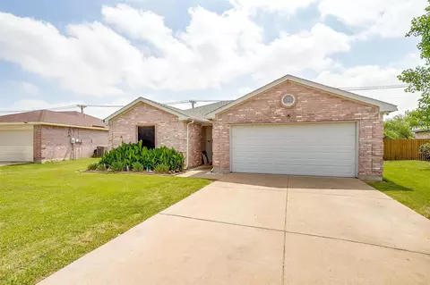 412 Hanover St, Burleson, TX 76028