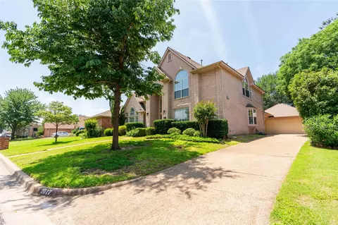 2017 Rumson Dr, Arlington, TX 76006
