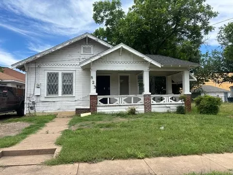 823 Centre, Dallas, TX 75208