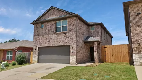 3003 Casa Bella Dr, Arlington, TX 76010