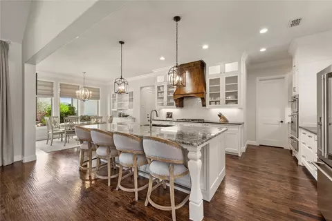 Kitchen - 2202 Lyons Ct, Midlothian, TX 76065 photo 2 of 6