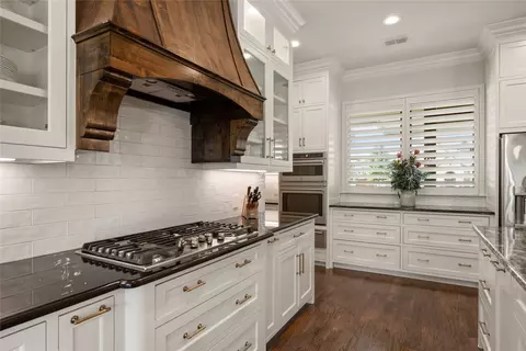 Kitchen - 2202 Lyons Ct, Midlothian, TX 76065 photo 5 of 6