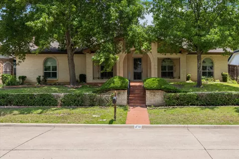 1720 Westridge Dr, Hurst, TX 76054