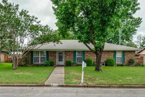 508 Fox Trl, Greenville, TX 75402