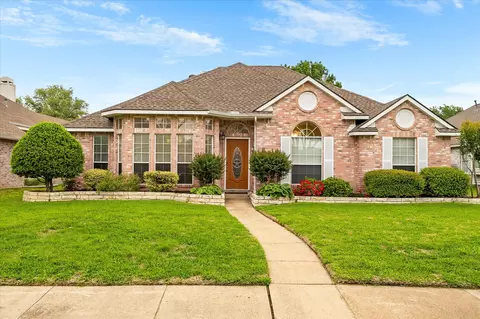 8405 Circleview St, Rowlett, TX 75088