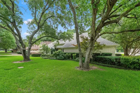 1210 Spring Lake Dr, Duncanville, TX 75137