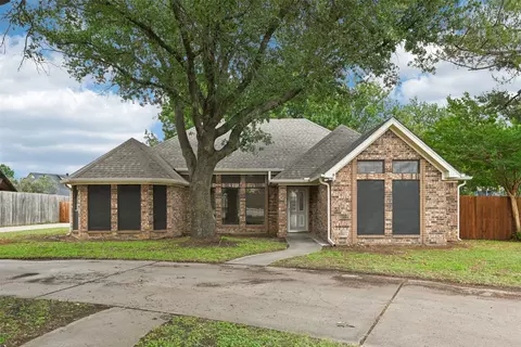 603 S Nolan River Rd, Cleburne, TX 76033