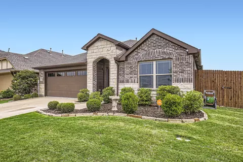 3446 Kirby Ln, Forney, TX 75126