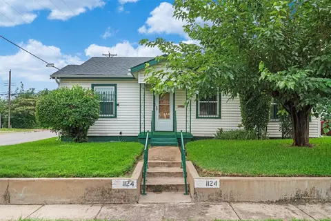 1124 E Mulkey St, Fort Worth, TX 76104