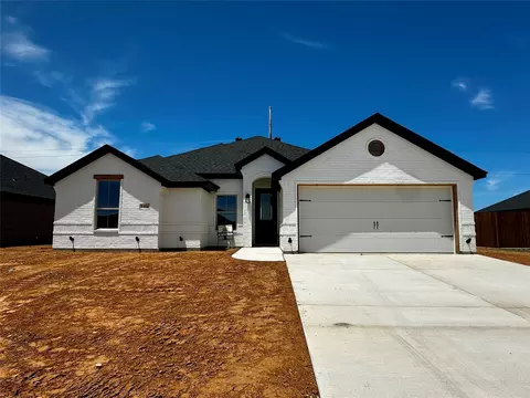 1406 Oleander Dr, Tolar, TX 76476