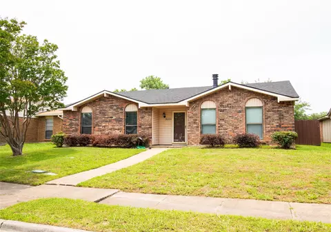 9001 Westfield Dr, Rowlett, TX 75088