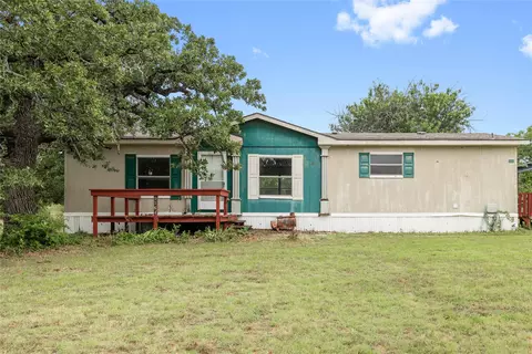 1164 N Mckinney St, De Leon, TX 76444