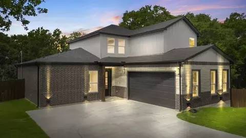 301 Bay Ct, Gun Barrel City, TX 75156