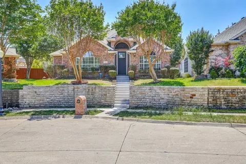 3511 Christopher Ln, Richardson, TX 75082