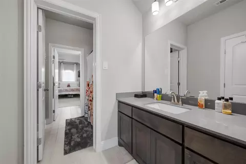 Entry Way - 205 Big Creek Loop, Hewitt, TX 76643 photo 5 of 7
