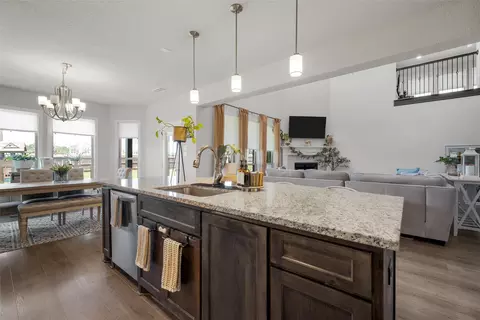 Kitchen - 205 Big Creek Loop, Hewitt, TX 76643 photo 2 of 3