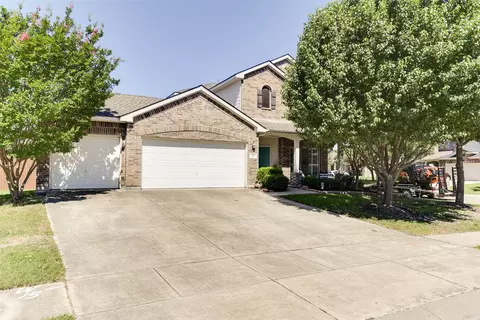 115 Roundup Rd, Waxahachie, TX 75165