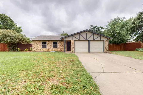 6432 Melinda Ct, Watauga, TX 76148