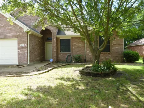 122 Lexington Dr, Terrell, TX 75160