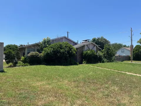 2718 Holy Cross, Garland, TX 75044