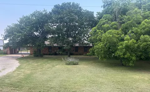 12165 Hwy 148, Henrietta, TX 76365