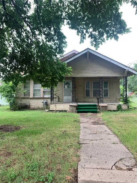 1602 Mitchell Ave, Waco, TX 76708