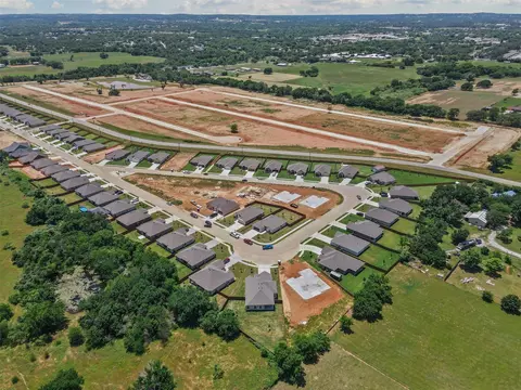 View/Area - 833 Haley, Springtown, TX 76082 photo 4 of 6