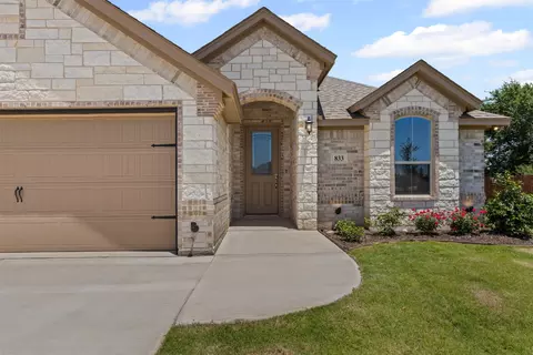 Exterior - 833 Haley, Springtown, TX 76082 photo 5 of 7