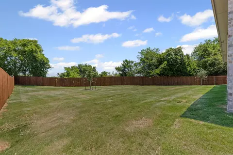 Exterior - 833 Haley, Springtown, TX 76082 photo 6 of 7