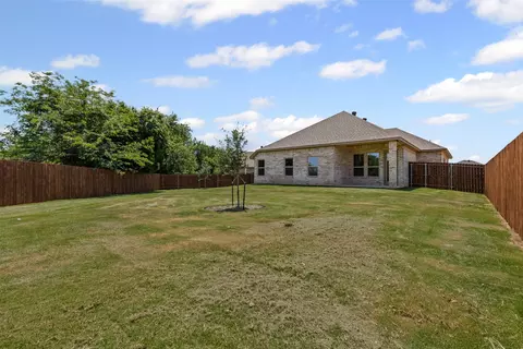 Exterior - 833 Haley, Springtown, TX 76082 photo 7 of 7